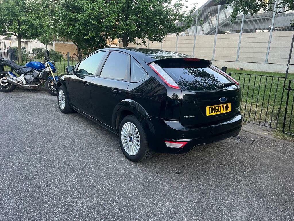 Ford Focus 1.6 Titanium Black #4