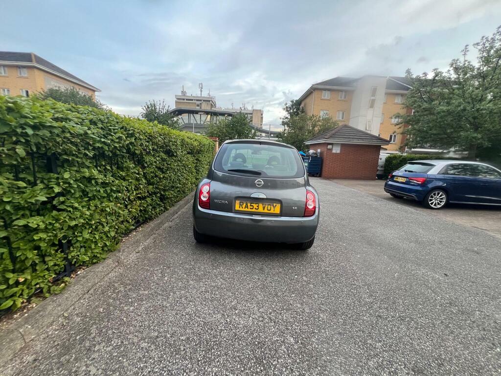 Nissan Micra Hatchback 1.0 E 200303 Red #58