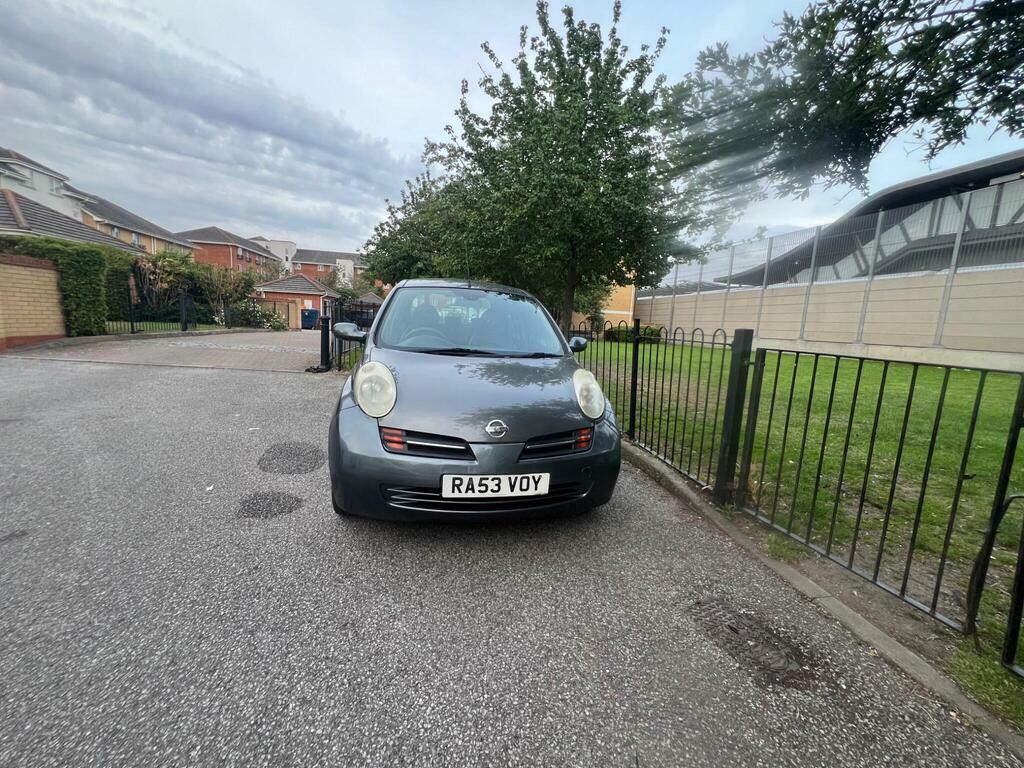 Nissan Micra Hatchback 1.0 E 200303 Red #9