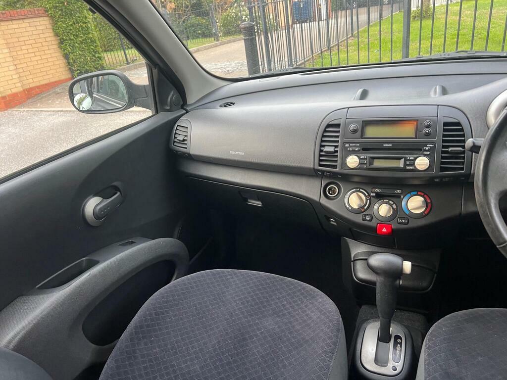 Nissan Micra Hatchback 1.0 E 200303 Red #20