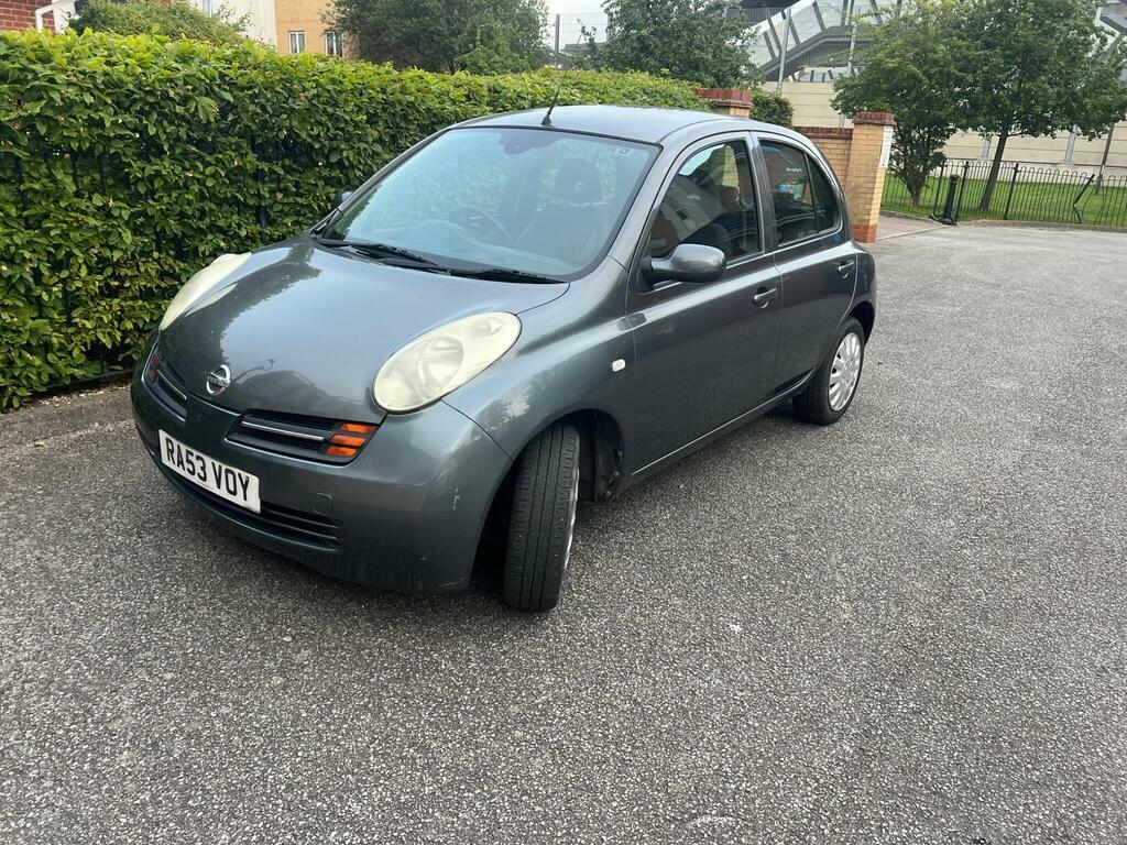 Nissan Micra Hatchback 1.0 E 200303 Red #60