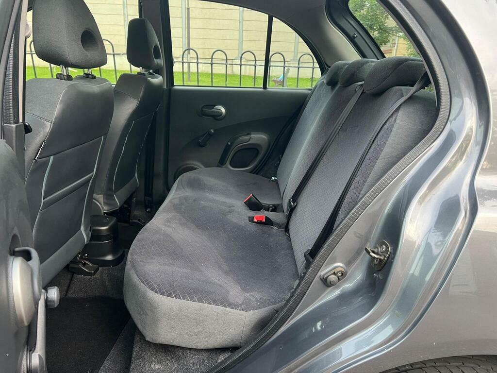 Nissan Micra Hatchback 1.0 E 200303 Red #16