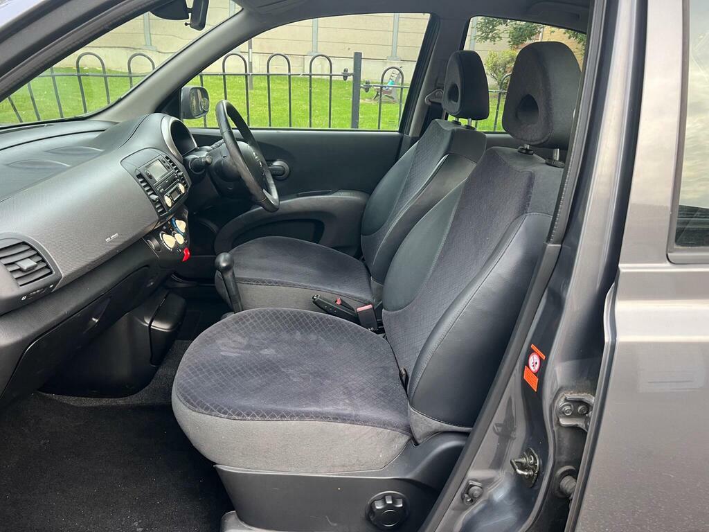 Nissan Micra Hatchback 1.0 E 200303 Red #12