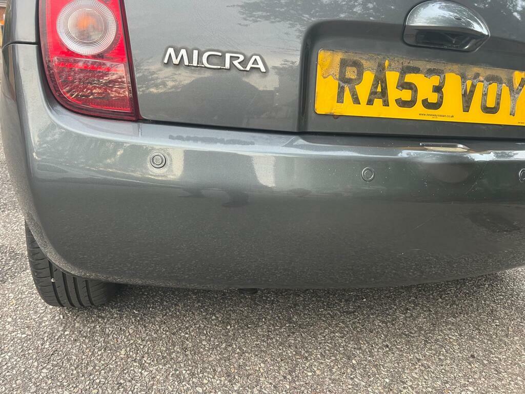Nissan Micra Hatchback 1.0 E 200303 Red #24