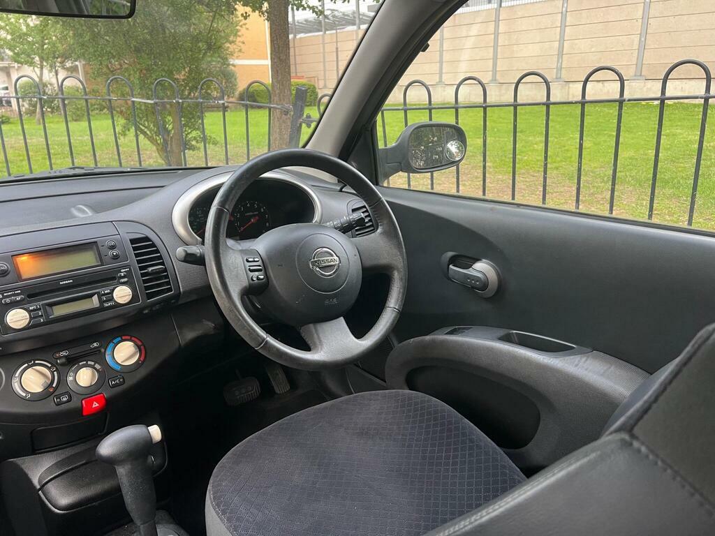 Nissan Micra Hatchback 1.0 E 200303 Red #19