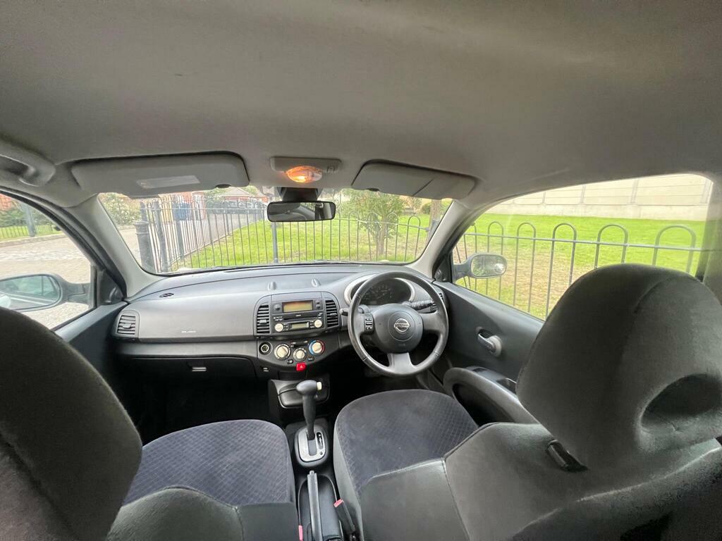 Nissan Micra Hatchback 1.0 E 200303 Red #22