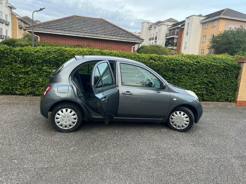 Nissan Micra Hatchback 1.0 E 200303 Red #71