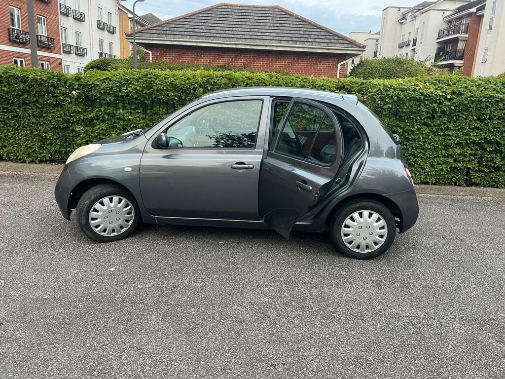 Nissan Micra Hatchback 1.0 E 200303 Red #72