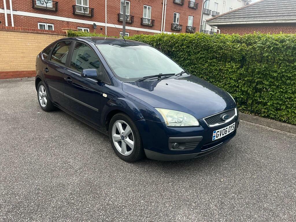 Ford Focus Zetec Climate 16V 5-Door Silver #32
