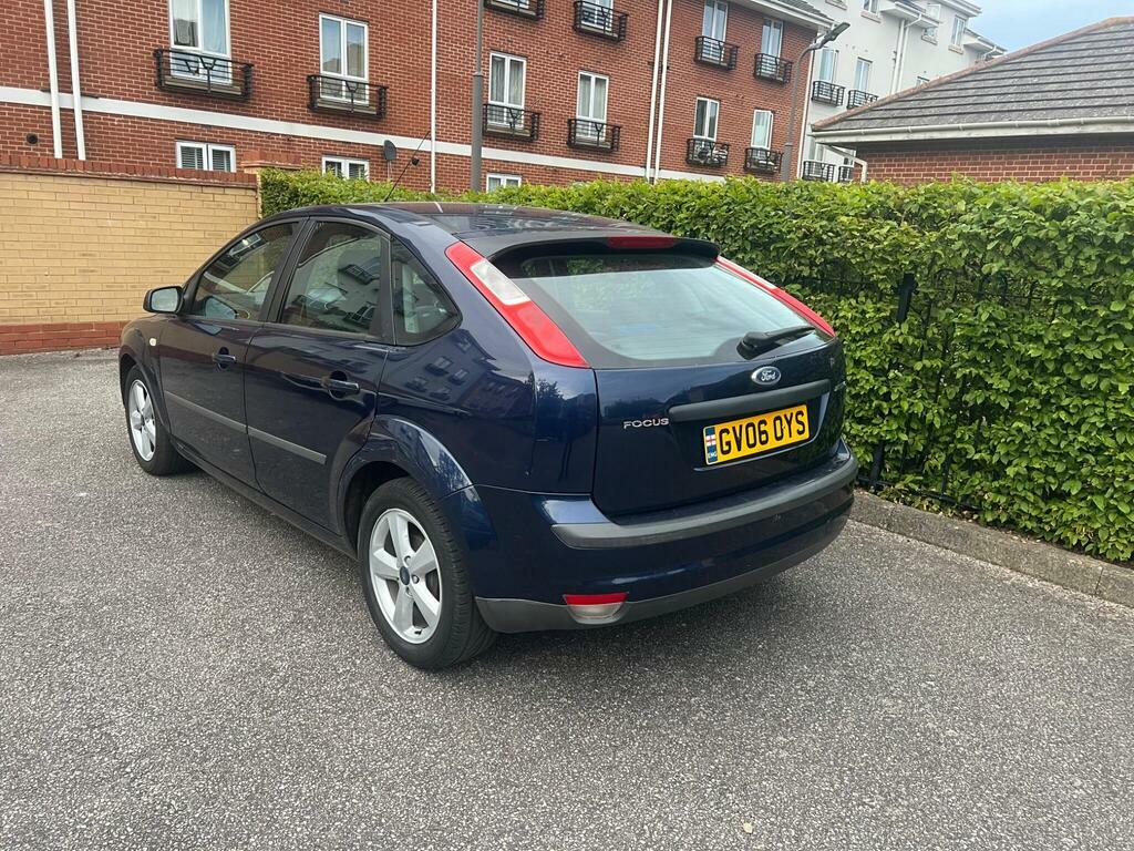 Ford Focus Zetec Climate 16V 5-Door Silver #35