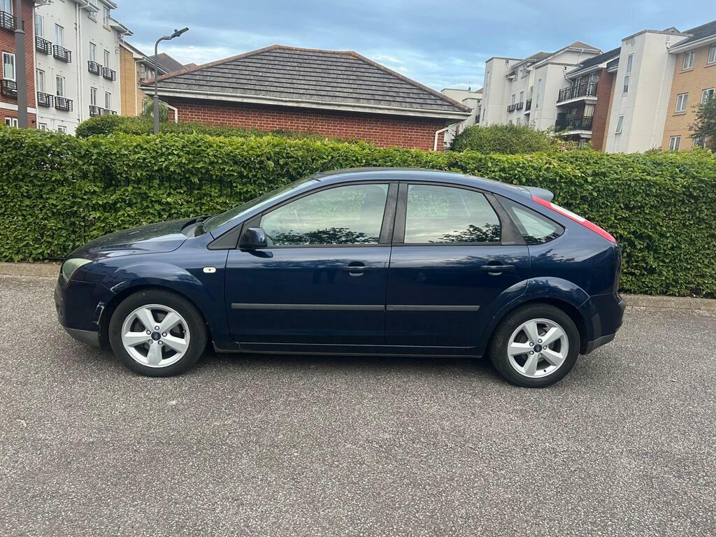 Ford Focus Zetec Climate 16V 5-Door Silver #37