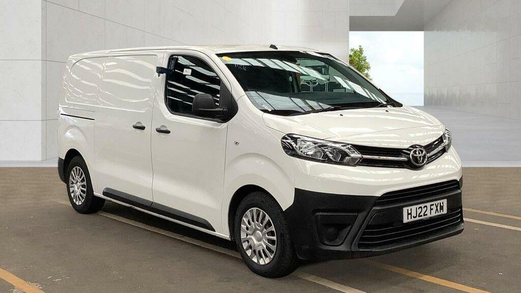 Toyota PROACE 1.5D Icon Medium Panel Van Mwb Euro 6 Ss 6Dr White #4