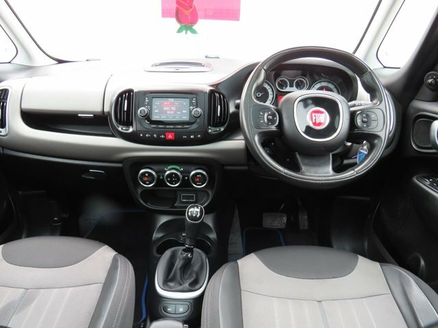 Fiat 500L 1.3 Multijet 95 Pop White #2