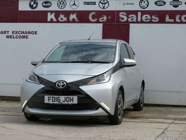 Toyota Aygo Hatchback Grey #25