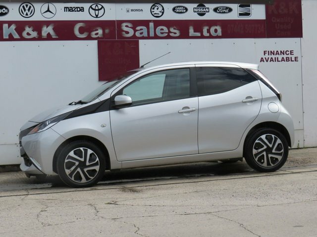 Toyota Aygo Hatchback Grey #28