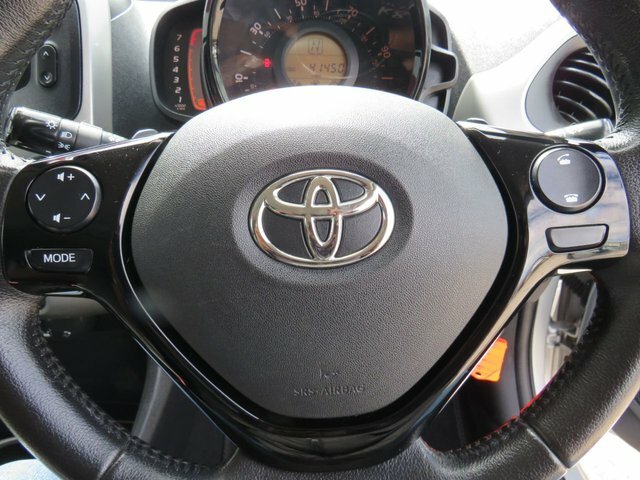 Toyota Aygo Hatchback Grey #16