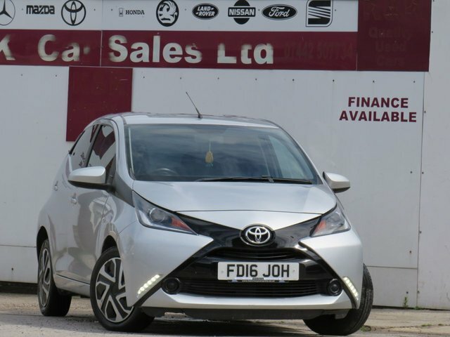 Toyota Aygo Hatchback Grey #21