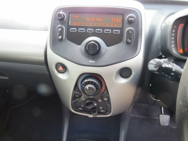 Toyota Aygo Hatchback Grey #15