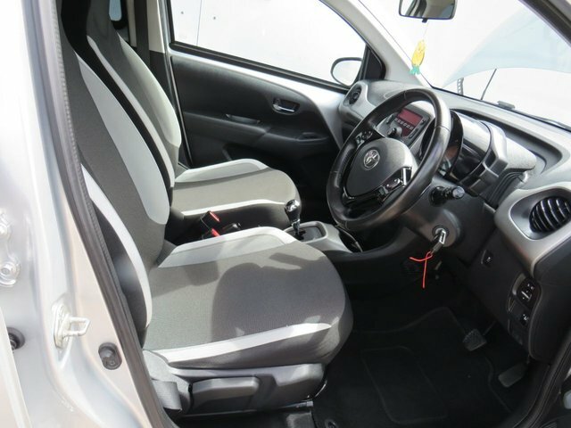 Toyota Aygo Hatchback Grey #7