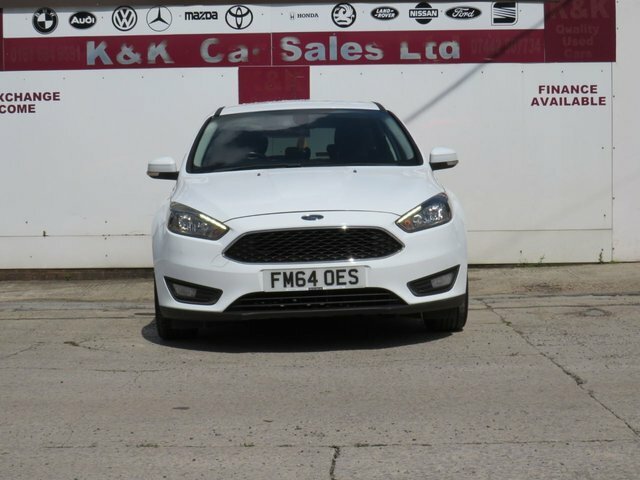 Ford Focus 2015 1.6 Zetec Hatchback Powershift Eur White #6