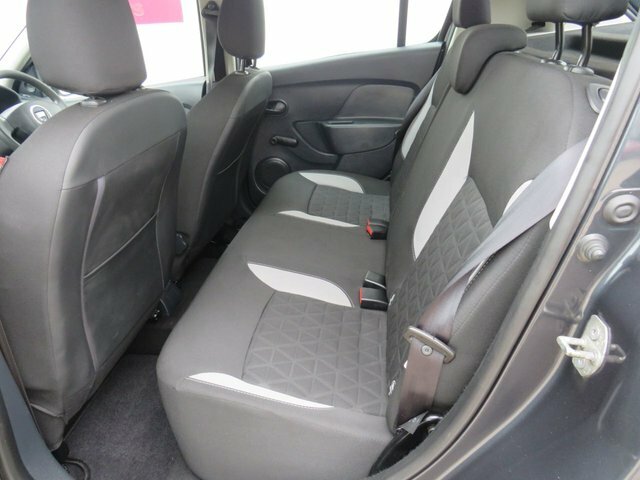 Dacia Sandero Stepway 1.5 Dci Laureate Blue #10
