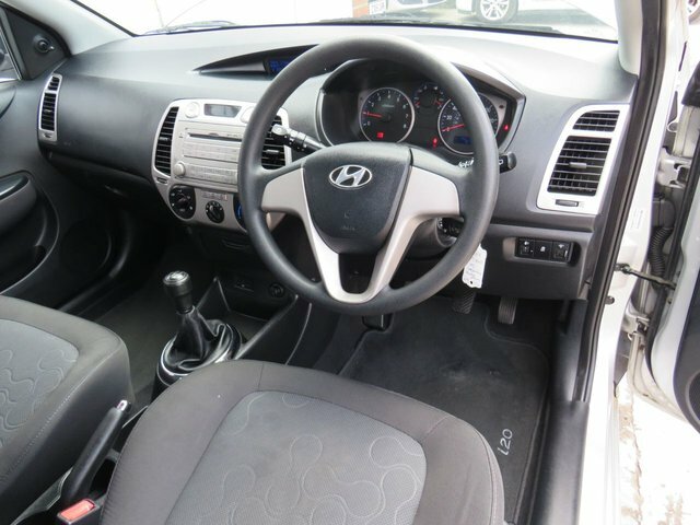 Hyundai I20  Grey #9