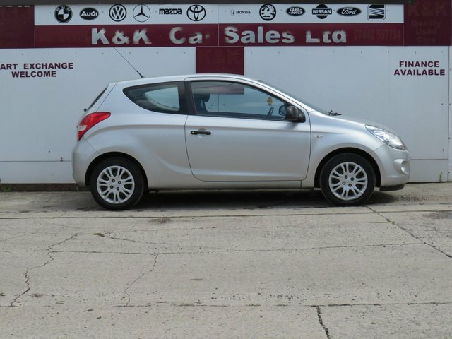 Hyundai I20 2011 1.2 Classic Hatchback Euro Silver #3