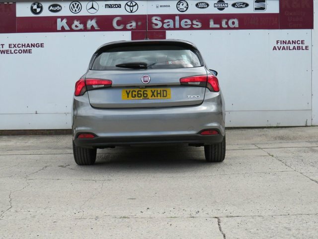 Fiat Tipo 2016 1.4 T-jet Lounge Hatchback Grey #4