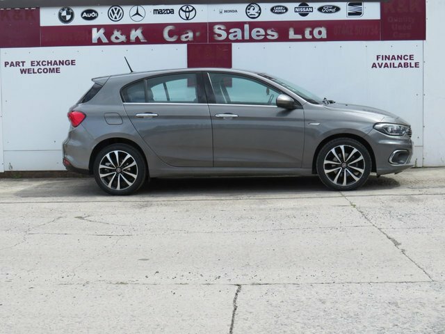 Fiat Tipo 2016 1.4 T-jet Lounge Hatchback Grey #3