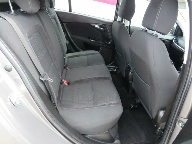 Fiat Tipo Hatchback 1.4 Tipo Hatchback 1.4 T-jet 120Hp Easy Brown #8