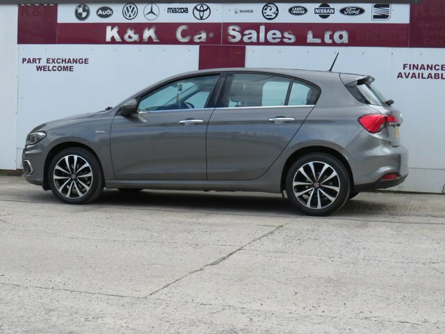 Fiat Tipo Hatchback 1.4 Tipo Hatchback 1.4 T-jet 120Hp Easy Brown #24