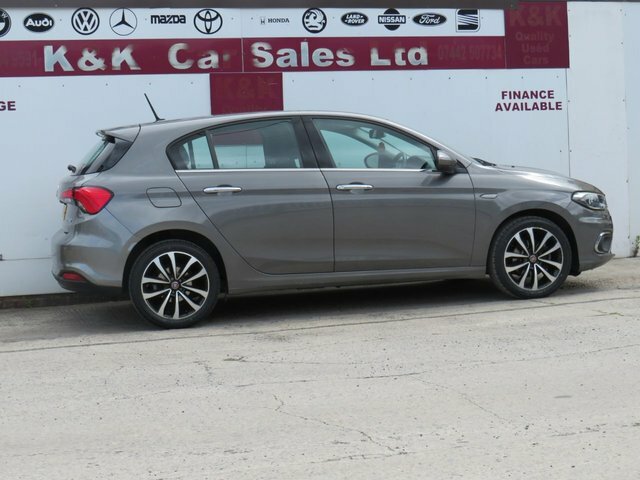 Fiat Tipo Hatchback 1.4 Tipo Hatchback 1.4 T-jet 120Hp Easy Brown #26