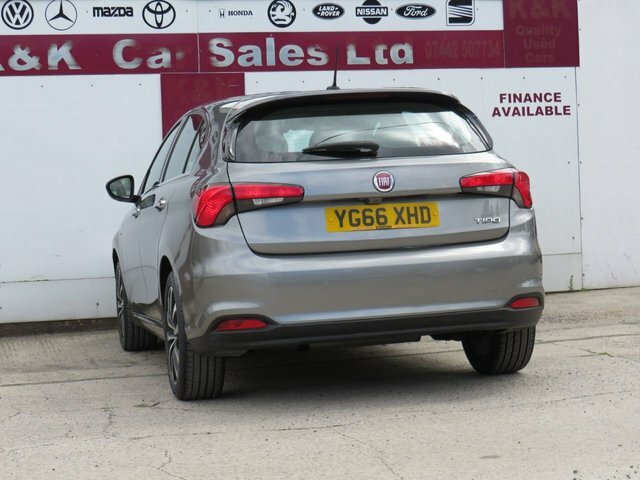Fiat Tipo Hatchback 1.4 Tipo Hatchback 1.4 T-jet 120Hp Easy Brown #29