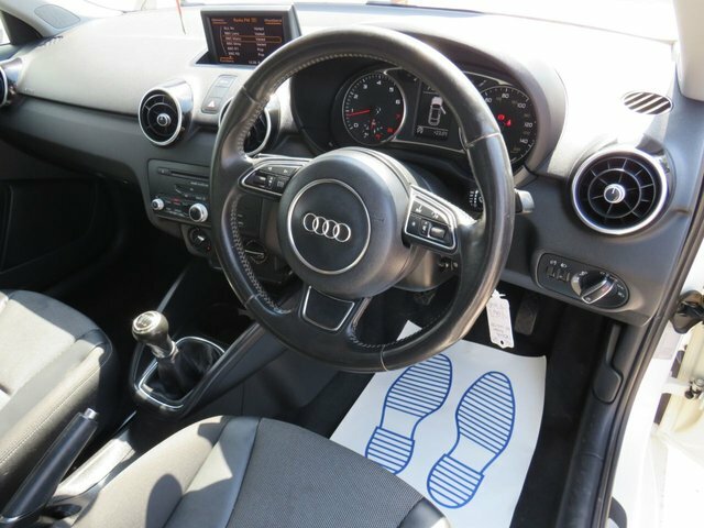 Audi A1 1.4 Tfsi Black Edition S Tronic Euro 5 Black #9
