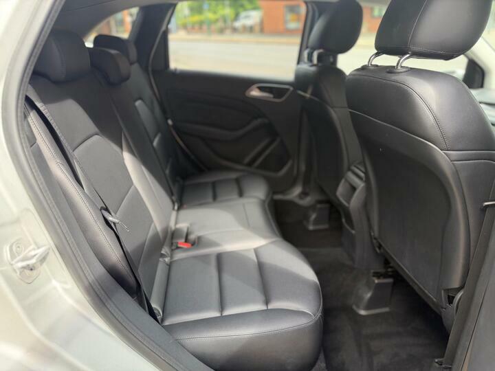 Mercedes-Benz B Class B180 Cdi Blueefficiency Sport White #21