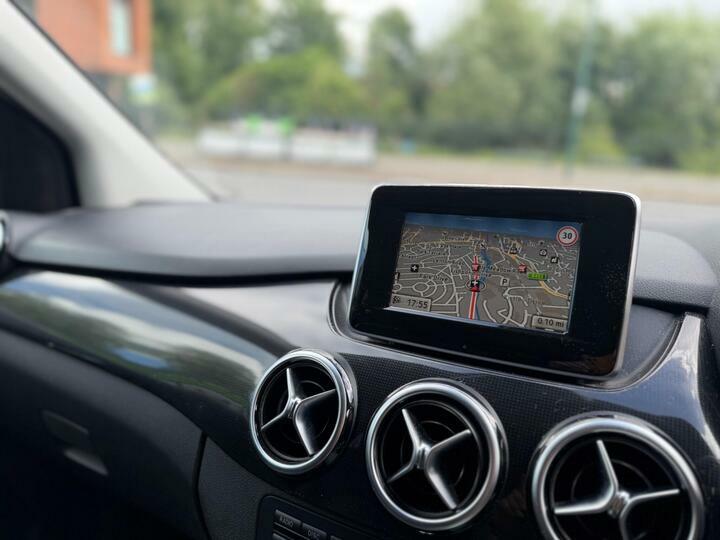 Mercedes-Benz B Class B180 Cdi Blueefficiency Sport White #34