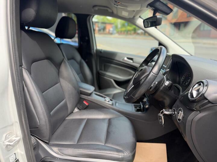 Mercedes-Benz B Class B180 Cdi Blueefficiency Sport White #17