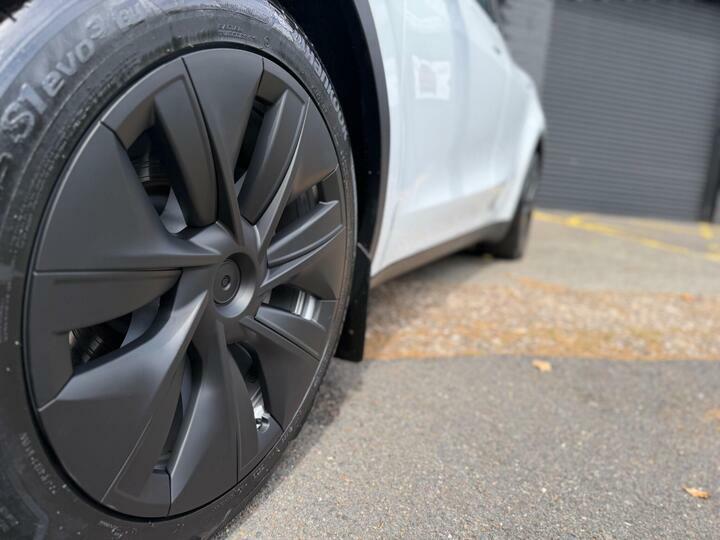 Tesla Model Y Dual Motor Long Range 4Wde  #18