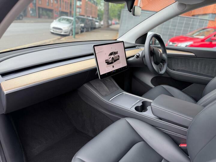 Tesla Model Y Suv Rwd 346 Ps Blue #31
