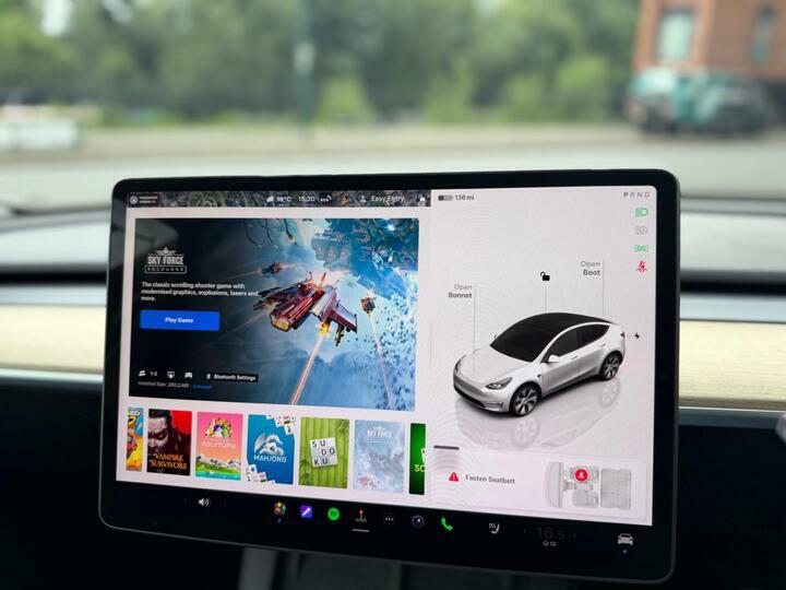 Tesla Model Y Suv Rwd 346 Ps Blue #43