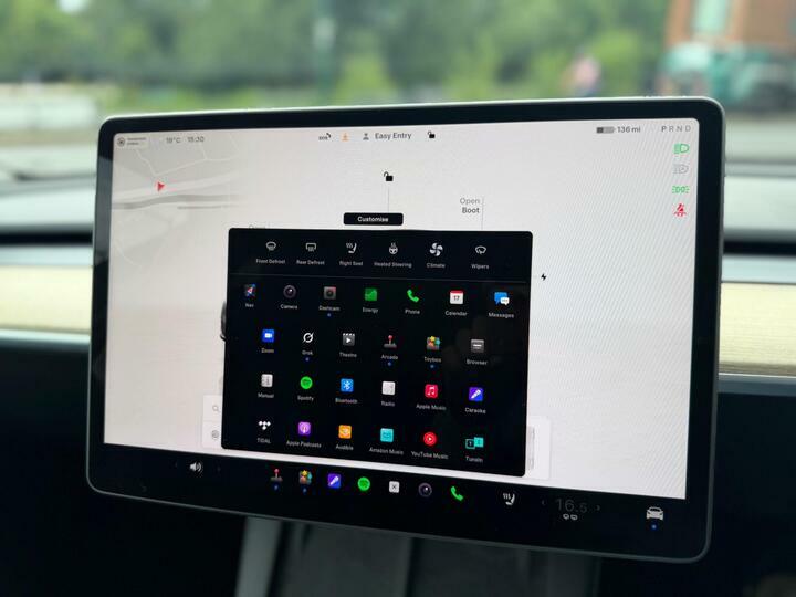 Tesla Model Y Suv Rwd 346 Ps Blue #40