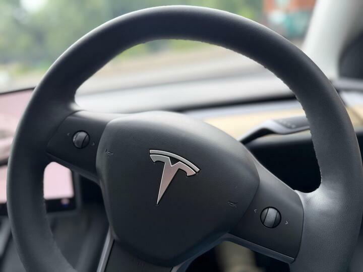 Tesla Model Y Suv Rwd 346 Ps Blue #35