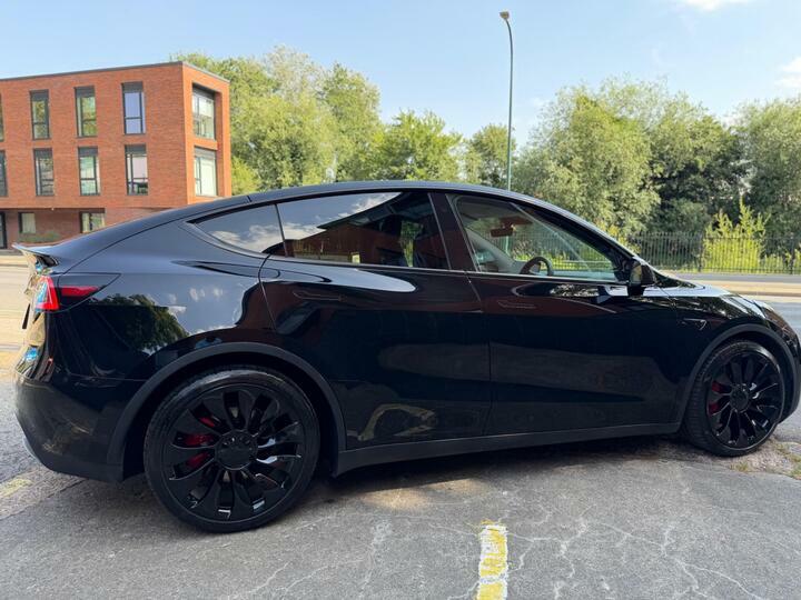 Tesla Model Y Dual Motor Performance 4Wde Black #5