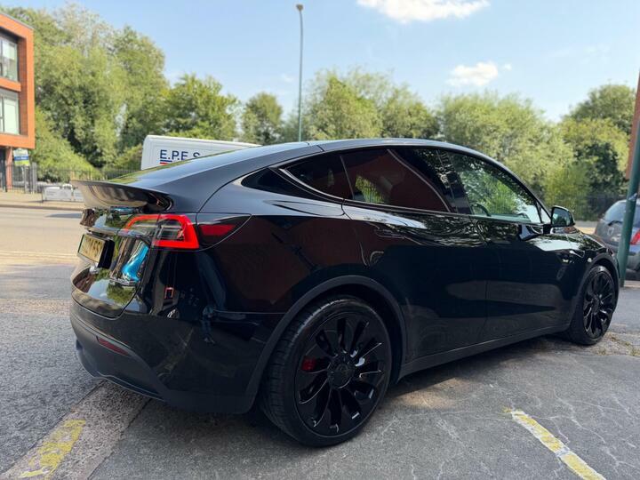 Tesla Model Y Dual Motor Performance 4Wde Black #6