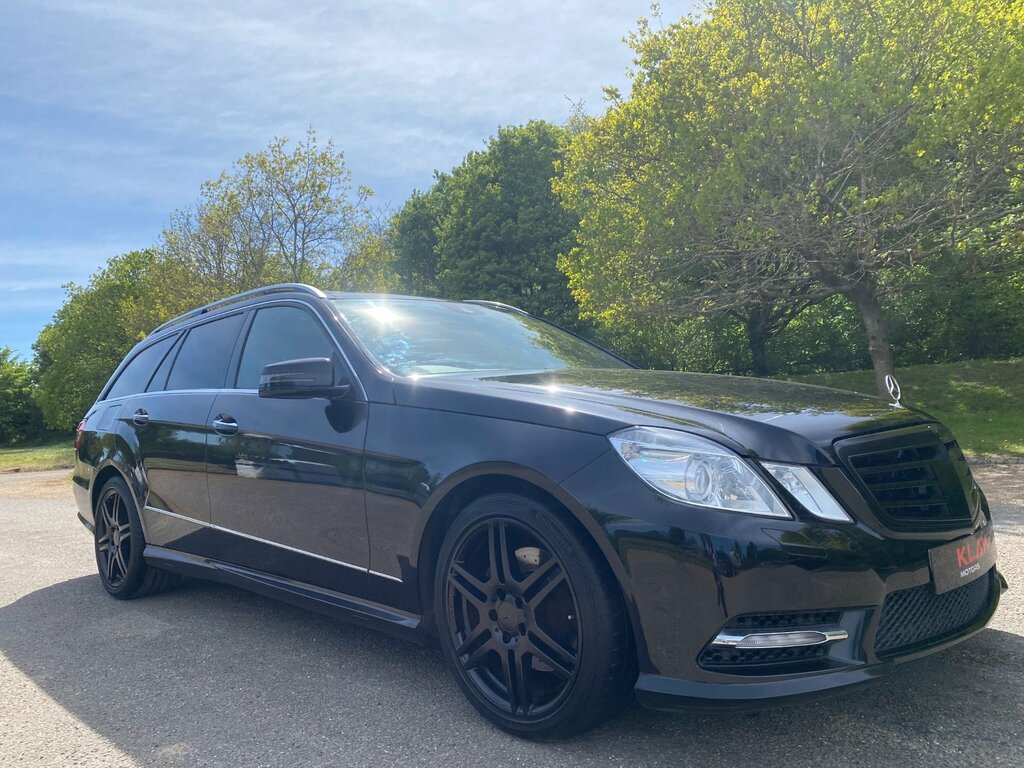 Mercedes-Benz E Class E350 Amg 3.5 V6 Cgi Blueefficiency 7G-troni Black