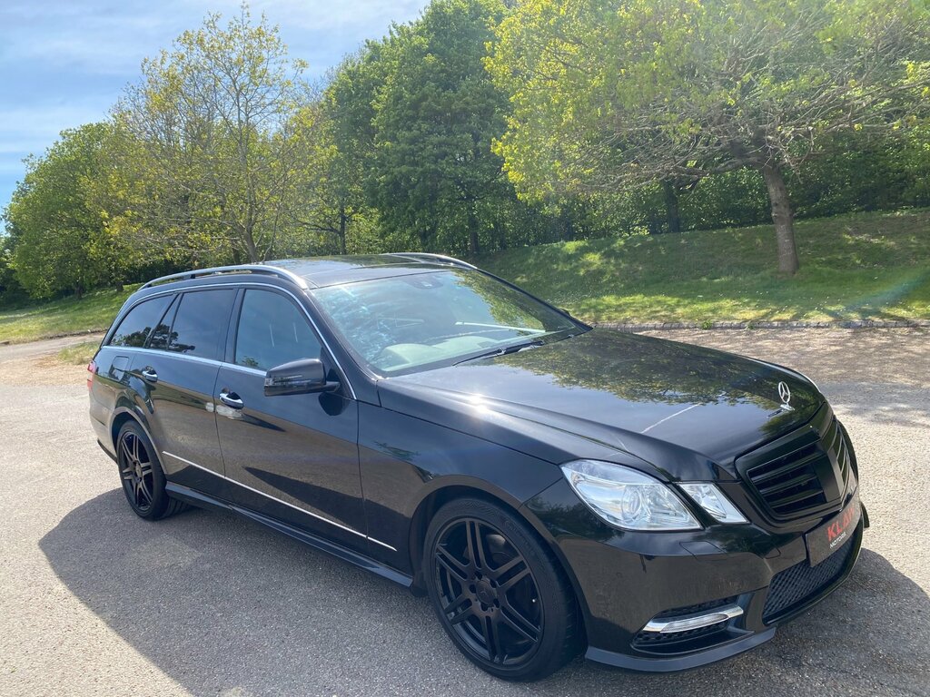 Mercedes-Benz E Class E350 Amg 3.5 V6 Cgi Blueefficiency 7G-troni Black #3