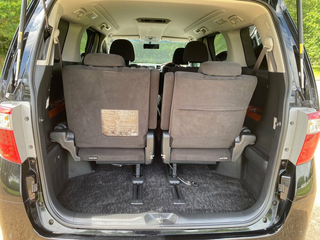 Toyota Alphard 2.4 7-Seater Mpv #44