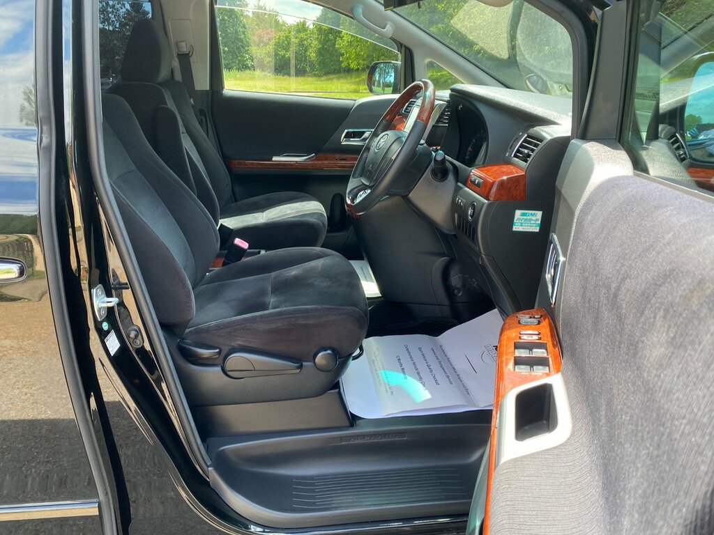 Toyota Alphard 2.4 7-Seater Mpv #20