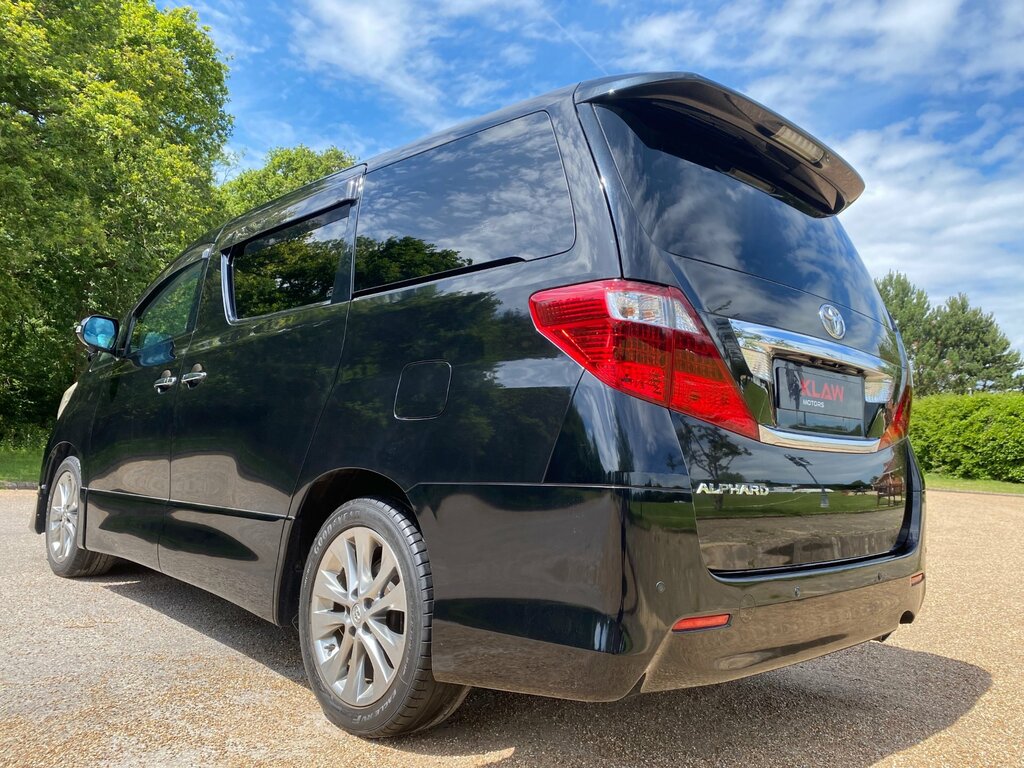 Toyota Alphard 2.4 7-Seater Mpv #12