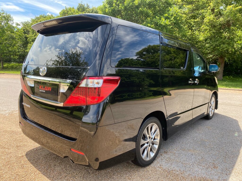 Toyota Alphard 2.4 7-Seater Mpv #16